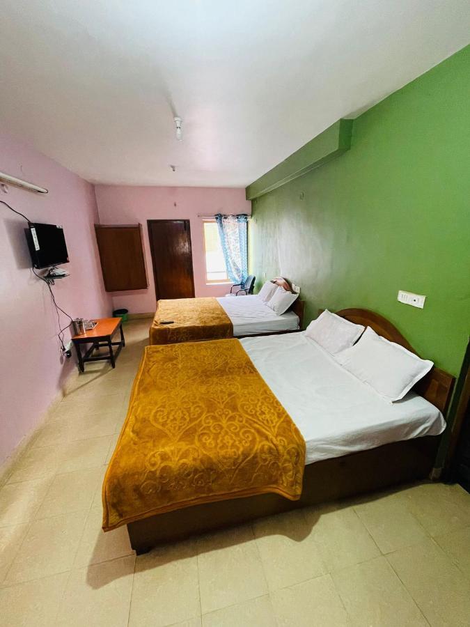 Hotel Nakshatra Ooty Exterior foto